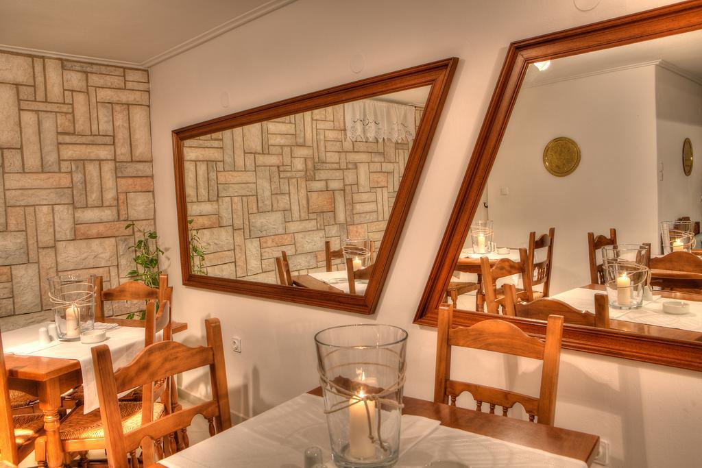 Aparthotel Ostria à Náoussa Extérieur photo