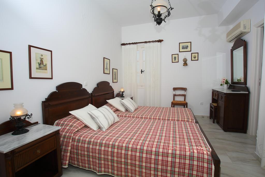 Aparthotel Ostria à Náoussa Extérieur photo