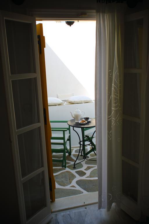 Aparthotel Ostria à Náoussa Extérieur photo